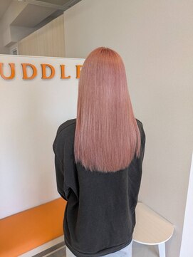 カドル(Cuddle) ホワイトピンクカラー