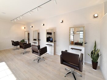 美容室 ひだまりの写真/《頭皮・髪に優しいオーガニックカラー取り扱い》通いやすいプチプライスで可愛くなれる◎