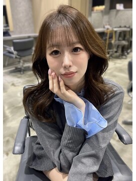 ユーフォリア 新宿通り(Euphoria) 赤み消しオリーブベージュ☆