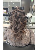 ファイブヘアーブティック(FIVE HairBoutique) お呼ばれにオススメロングポニー