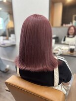 ニコ ヘアリラクゼーション(Nico hair relaxation)&nbsp;シアーピンク切りっぱなし大人可愛いレイヤーボブ春色ハイトーン