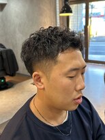 ザ クラン バイ ヘッドライト 仙台長町店(THE CLAN by HEADLIGHT) 【長町/朝のセットが楽になる】メンズショートパーマ