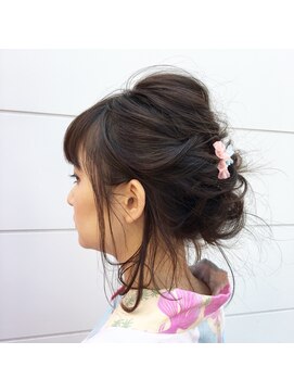 ネオリーブエム(Neolive em;) Neolive em　浴衣　着付け　ヘアセット♪２