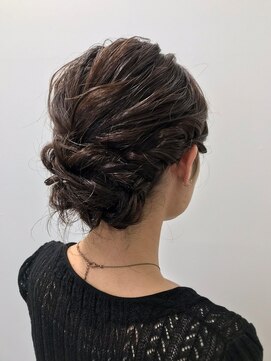 リヴ 目黒(riv.) メルティカラー/マッシュ/くびれヘア/着物[目黒駅]