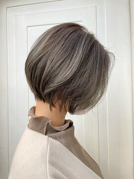 ネウィ 川崎(newi) ミニウルフ/くすみブルー/テラコッタ/韓国風マッシュ/くびれヘア