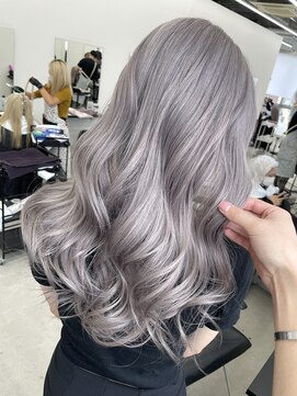 エゴル ナゴヤサカエ(ENGOL NAGOYA SAKAE) ラベンダーグレーシルバー/ハイトーンカラー