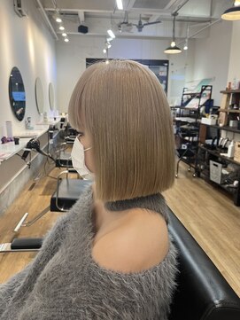 ラック 津田沼(LUCK) LUCK ホワイトミルクベージュ