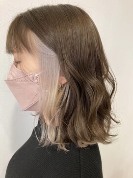 ルートエイチ 市川(Root H) ダブルカラーミルクティーベージュインナーカラーショートボブ