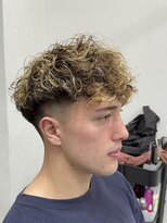 サン 大阪梅田(SUNC) 【スペインカール】【フェード】