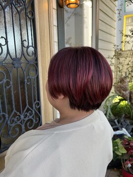 チョコレート(chocolate) ピンクショートヘア