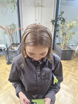 ヤテ(yate') ハイトーンミルクティーベージュ