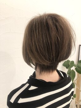 エルビーエル(LBL)の写真/10年以上のハイキャリアstylist在籍☆髪質や骨格/毛流を考え[デザイン性×再現性]の高いスタイルが叶う
