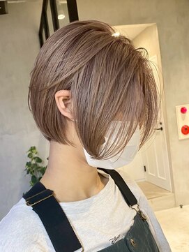 エリマ 横浜西口(elima) 横浜西口ミルクティーベージュイルミナカラーレイヤーカット30代