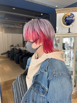 コワファースト 大分(COIFF1RST) アッシュグレージュにレッドのインナーカラー