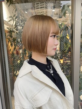 アドア 横浜(ADORE) 【ADORE横浜】切りっぱなしミニボブ×ハニーベージュ
