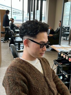 リッチブランドアンドコー(Rich Brand&Co) かき上げヘア七三ヘアツーブロックメンズ波巻きスパイラルパーマ