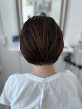 ルルマル(Lulumalu) 丸みシルエットで上品大人ショート