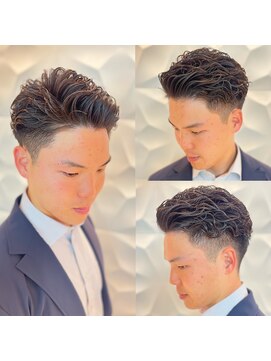 ゼロスバーバー(0's BARBER SHOP) ビジネスパーマ/メンズカット/メンズパーマ/アップバング/爽やか