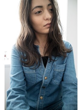 リアン ヘア ライム(lien.hair rhyme) ナチュラル 外国人風無造作くびれレイヤー 20代30代40代大人気◎