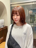 エルサフィロ ヨドヤバシ(el zafiro yodoyabashi)&nbsp;顔まわりレイヤー　ミディアムボブ　オレンジカラー