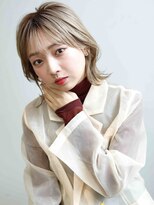 ヘアメイク アージュ 天神西通り店(HAIR MAKE age) ミルクティーベージュ ハイトーン くびれヘア 顔周りレイヤー