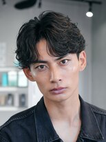 フィフス トウキョウ (fifth TOKYO) 初めての方もオススメ!センターパートのシャドウパーマ
