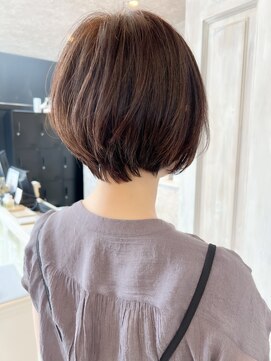キャアリー(Caary) 福山市美容院Caaryふんわり丸みショート大人気ショートヘア