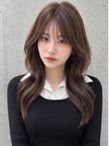 ユーフォリア 新宿通り(Euphoria)&nbsp;艶ブラウンロングゆるふわ巻きシースルーバング小顔