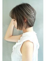ブラン 梅田(Blanc)&nbsp;【Blanc 梅田】グレーベージュ/ハイライト/ショートボブ