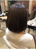 ミディアムボブスタイル