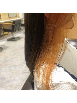 エイト 福岡天神店(EIGHT fukuoka) オレンジ