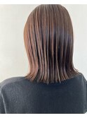 くすみベージュ