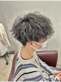 刈り上げマッシュ×波巻きパーマ