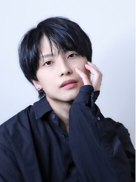 リップス 二子玉川店 (LIPPS) 『スリークカルマ』刈り上げ　センターパート　カルマパーマ11.8