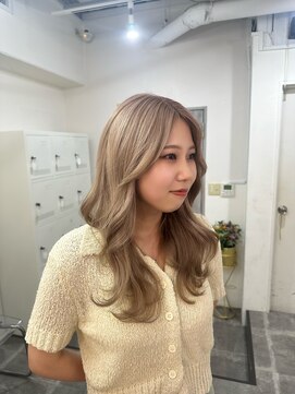 リアン バイ キートス(Lien by kiitos) ブリーチカラー/ハイトーンカラー/ミルクティーベージュ