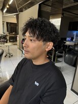 アイズ 海老名(AIZU)&nbsp;ツイストスパイラルパーマ　短髪パーマ　アップバング　眉毛