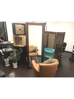 プライベート空間だから気軽に通える◎大型店が苦手な方、周りを気にせずお話したい方にオススメのサロン☆