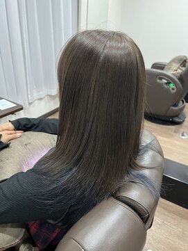 ベルスタ(BELSTA) 艶ベージュ×インナーブルー