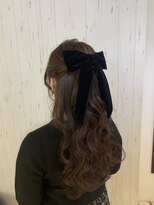 アイビス(AIBIZ) ハーフアップ