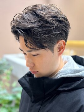 ガーデンヨコハマエスト(GARDEN YOKOHAMA est) ニュアンスパーマ ツーブロック 前下がり ショート