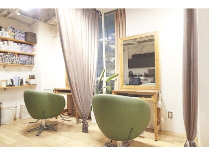 シュプール ダブル ラウンジ(SPUR W-Lounge)の写真