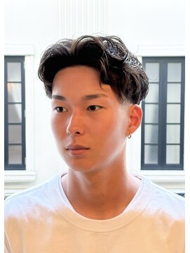 ダッド(DAD) [センターパート]