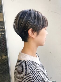 フェイス 石川町 (FACE)の写真/グレイカラーも<FACE。>にお任せください◇毛先の動きまで計算したカット技術で、大人女性の魅力度UP