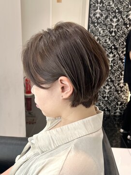 エアー 銀座タワー(AIR) クセを無くすショートボブ