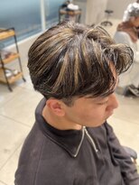 アッシュ 高幡不動店(Ash)&nbsp;毛流れセンターパートハイライトカラーメッシュパーマ