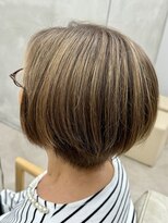 レヴィア(REVIA)&nbsp;白髪ぼかしハイライトブリーチミルクティーベージュ