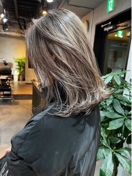 ハンサムショートショートボブラベンダーグレージュ