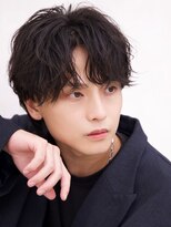 ルーシー 渋谷(LUCEY)&nbsp;センターパートフェザーパーマシャドウパーマメンズパーマ