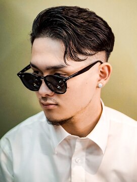 プロショップウェーブ(PRO SHOP WAVE) スペインカール/テーパーフェード/メンズパーマ/フェザーパーマ