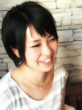 メロウプラス(mellow+) 黒髪×ショート